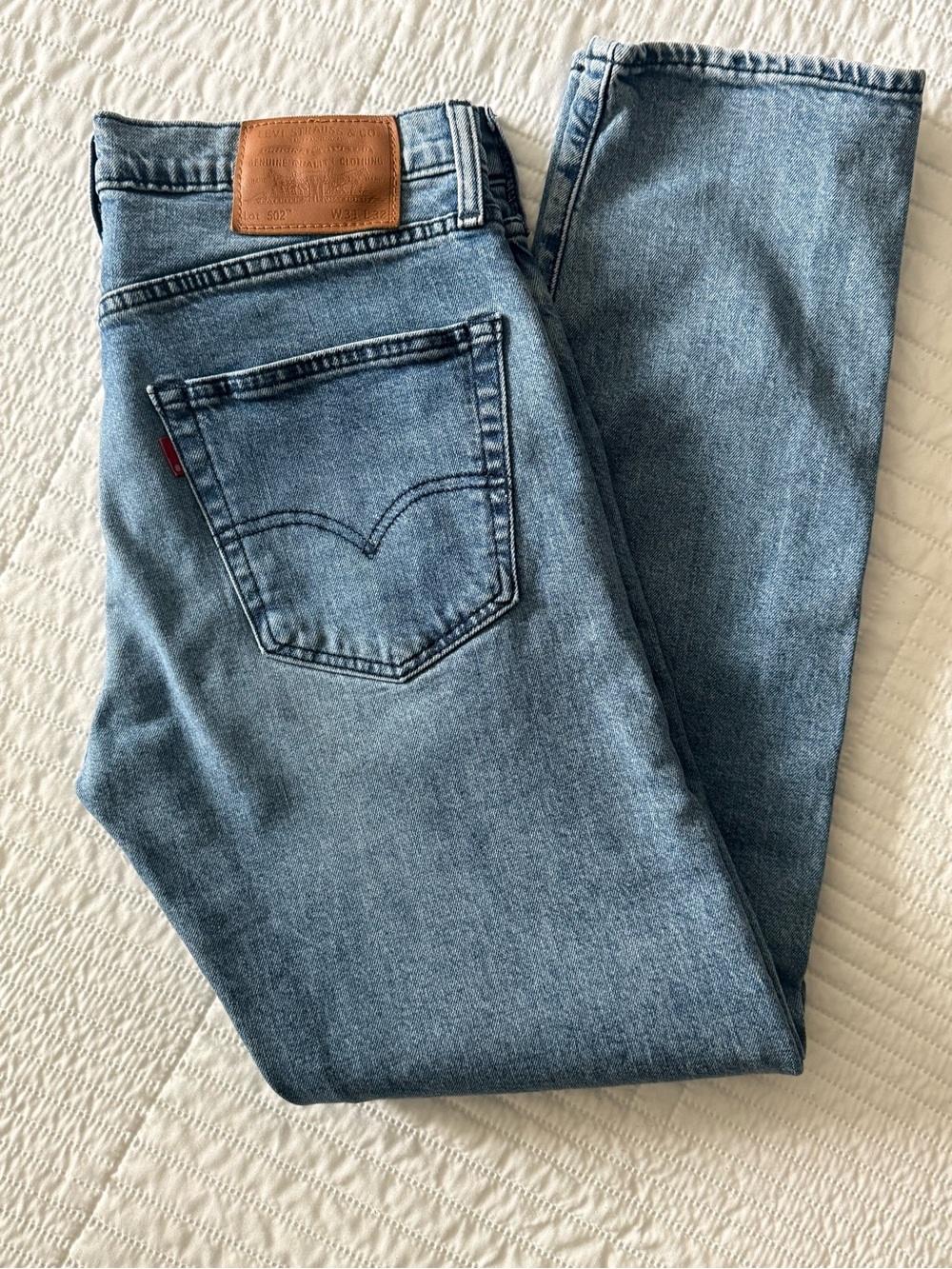 Levi's 502 Medium Wash Blue Tapered Straight Leg Jeans